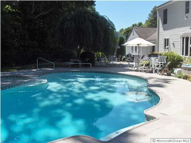 39 Ladwood Dr, Holmdel, NJ 07733 - photo 5