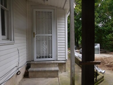 411 E Ridge St, Coaldale, PA 18218 - photo 4