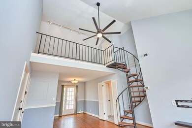 2924 S Buchanan St unit C2, Arlington, VA 22206 - photo 5