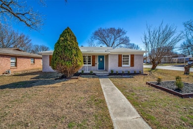 725 June Dr, Fort Worth, TX 76108 - photo 3