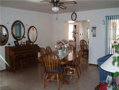 1064 Gloria St, El Paso, TX 79907 - photo 5