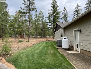 227 Locust Ln, Goldendale, WA 98620 - photo 7