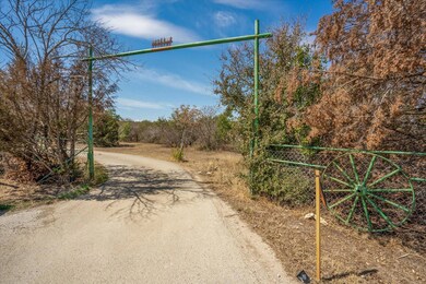 1189 Deer Track Rd, Weatherford, TX 76085 - photo 2