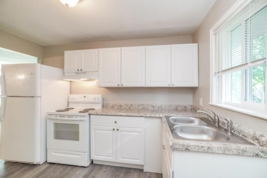 6 Kitchen