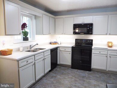 23129 Alder Ln, California, MD 20619 - photo 2