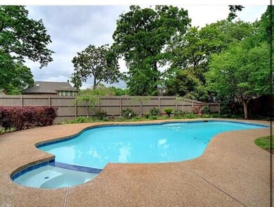 3805 Wimbleton Ct, Bedford, TX 76021 - photo 2