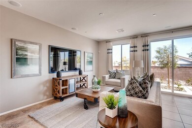 2175 Family Room **Picture is of Model Home**