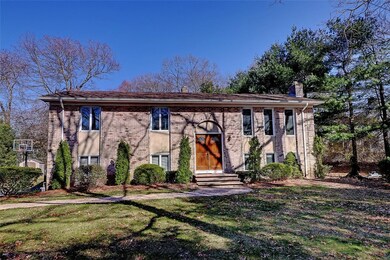 24 Sturbridge Ave, Greenville, RI 02828 - photo 2