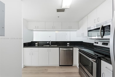 The Floridian unit 2209, Miami Beach, FL 33139 - photo 7