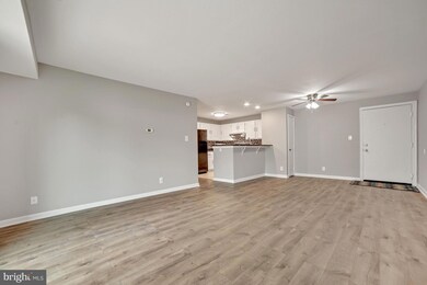 102 Chesterfield Ln unit 103, Stafford, VA 22556 - photo 5