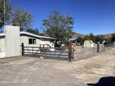 1415 Lahontan St, Silver Springs, NV 89429 - photo 2