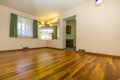 Bedroom (2)