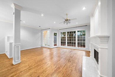 1913 Driscoll St, Houston, TX 77019 - photo 2