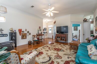 909 Mesquite St, Gainesville, TX 76240 - photo 7