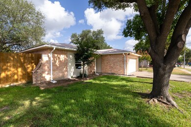 7359 Stone Pine Ln, Houston, TX 77041 - photo 2