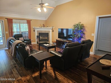 106 Liam Ct, Warner Robins, GA 31088 - photo 4