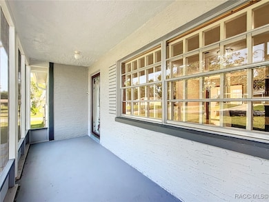 screened front porch