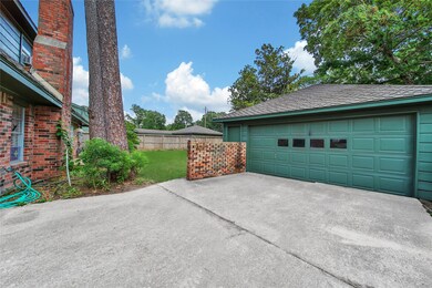 1011 Cheshire Ln, Houston, TX 77018 - photo 4