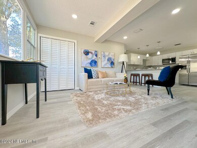 9736 Banks Rd, Jacksonville, FL 32246 - photo 4