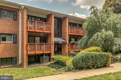 101 Skyhill Rd unit 203, Alexandria, VA 22314 - photo 2