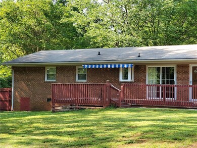 1027 Montley View Dr, Asheboro, NC 27205 - photo 5