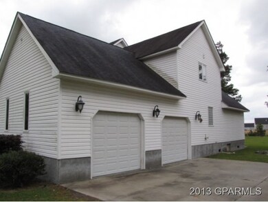 767 Darrell Dr, Greenville, NC 27834 - photo 2