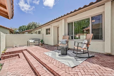 339 Orwell Ln, Encinitas, CA 92024 - photo 4