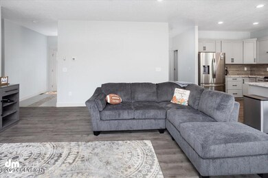 07-Living Room_IMG_6197-Edit