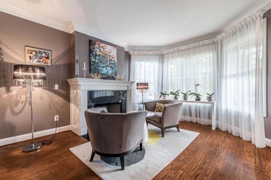10-02-18 1025 Perry St 11