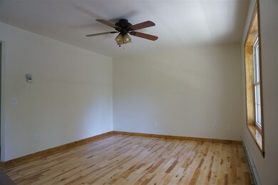 71 Bushey Rd, Fairfax, VT 05454 - photo 3