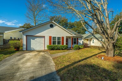 1725RiverFrontDr004