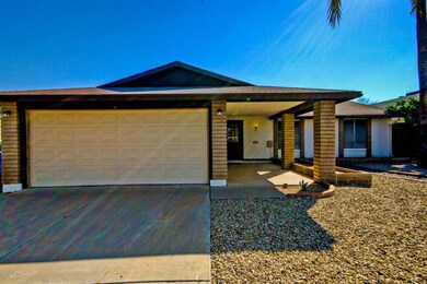 2201 N Cholla St, Chandler, AZ 85224 - photo 2