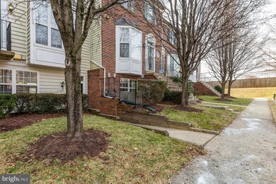 2463 Medford Ct unit 22F, Crofton, MD 21114 - photo 3