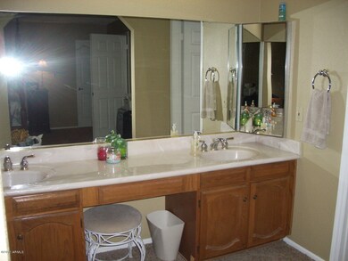 Master Vanity