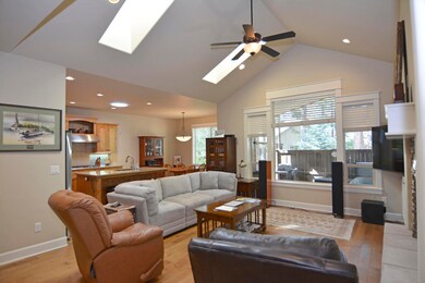 20114 Stonegate Dr, Bend, OR 97702 - photo 3