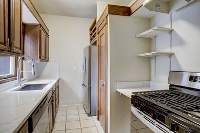 515 E 8th St, Houston, TX 77007 - photo 4