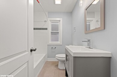 6032 N Mozart St, Chicago, IL 60659 - photo 6