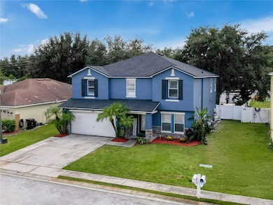 7332 Hunters Greene Cir, Lakeland, FL 33810 - photo 3