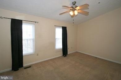 1322 Dillon Ct, Capitol Heights, MD 20743 - photo 7