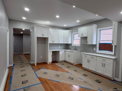 78 S Franklin St, Hempstead, NY 11550 - photo 4