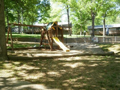 232 Sleepy Hollow Dr unit 16, Kimberling City, MO 65686 - photo 6