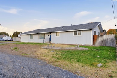 2020 N Sherman St, Kennewick, WA 99336 - photo 2