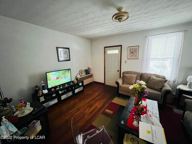 E3697CCF-C648-4C22-AD8F-52FF452AFCD4