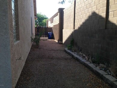 2415 N. Adair - Huge side yard