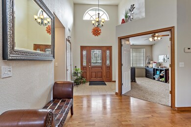 328 W Jones Creek Rd, Grants Pass, OR 97526 - photo 5