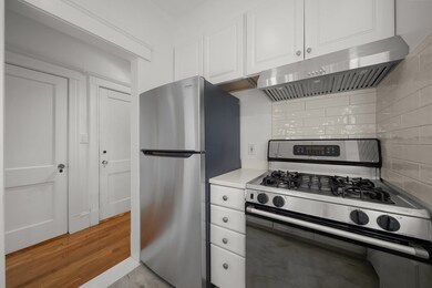 88 Naples Rd unit 2, Brookline, MA 02446 - photo 6