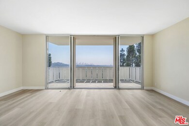 Los Feliz Towers West unit 1005, Los Angeles, CA 90027 - photo 3