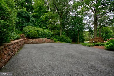 473 Mount Penn Rd, Reading, PA 19607 - photo 6