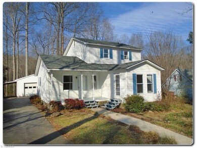 1548 Leslie St, Asheboro, NC 27205 - photo 2