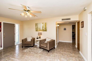 2714 N 27th St, Phoenix, AZ 85008 - photo 7